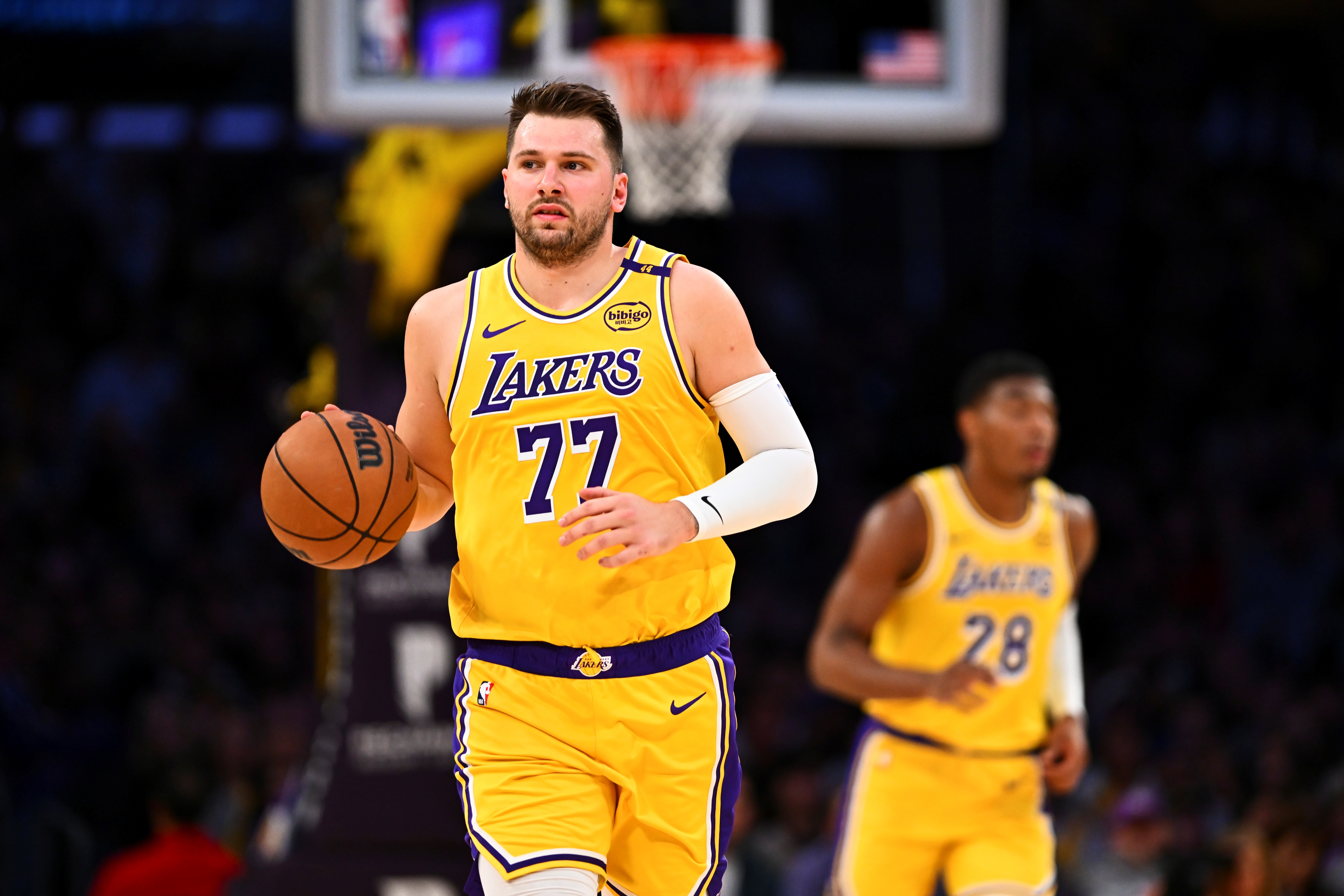 八村塁：东契奇伤退后 球队传达的信息是其他人要站出来&amp;团结一致